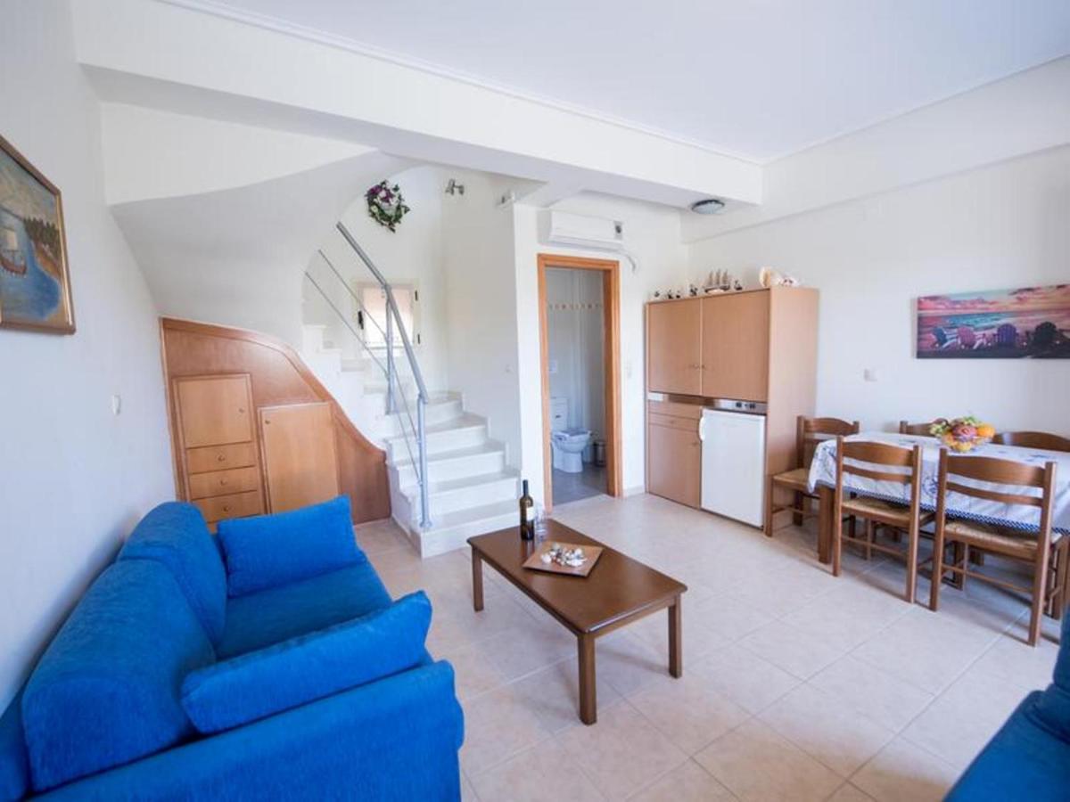 Manoleas Villas - Apartment 3 Stoúpa Eksteriør bilde