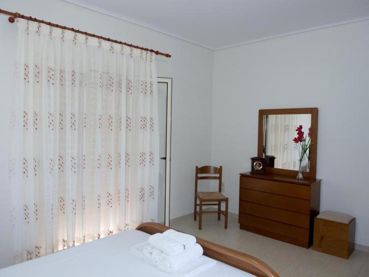 Manoleas Villas - Apartment 3 Stoúpa Eksteriør bilde
